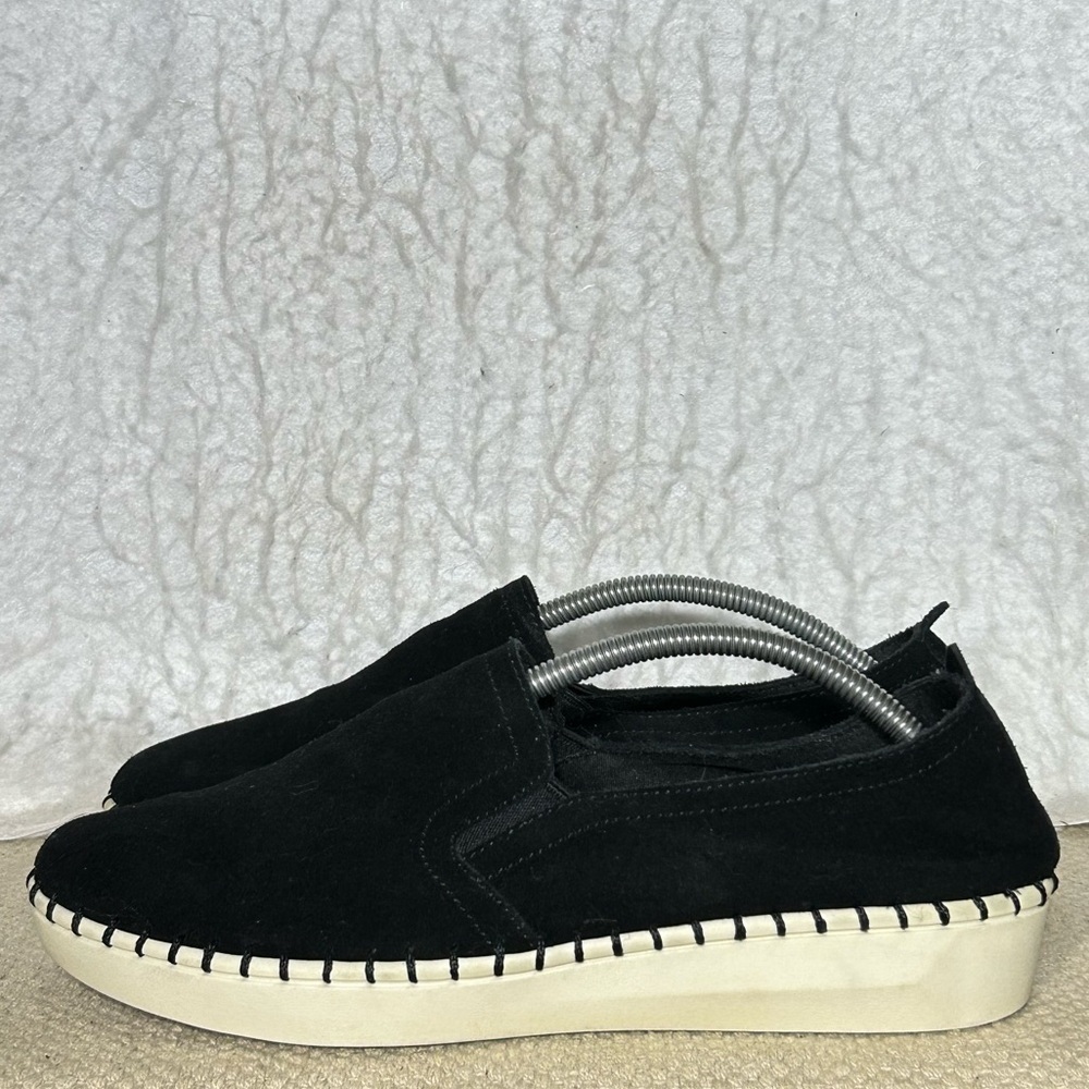 Skechers Womens Black Suede Sepulveda 2.0 SlipOn Casual Loafer Flat Shoes SZ 8.5 - Picture 2 of 11